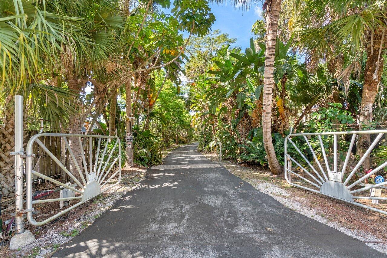 7255 Wilson Road West Palm Beach, FL 33413 - Photo 6 of 70 001-7255WilsonRoad-WestPalmBeach-FL-3341