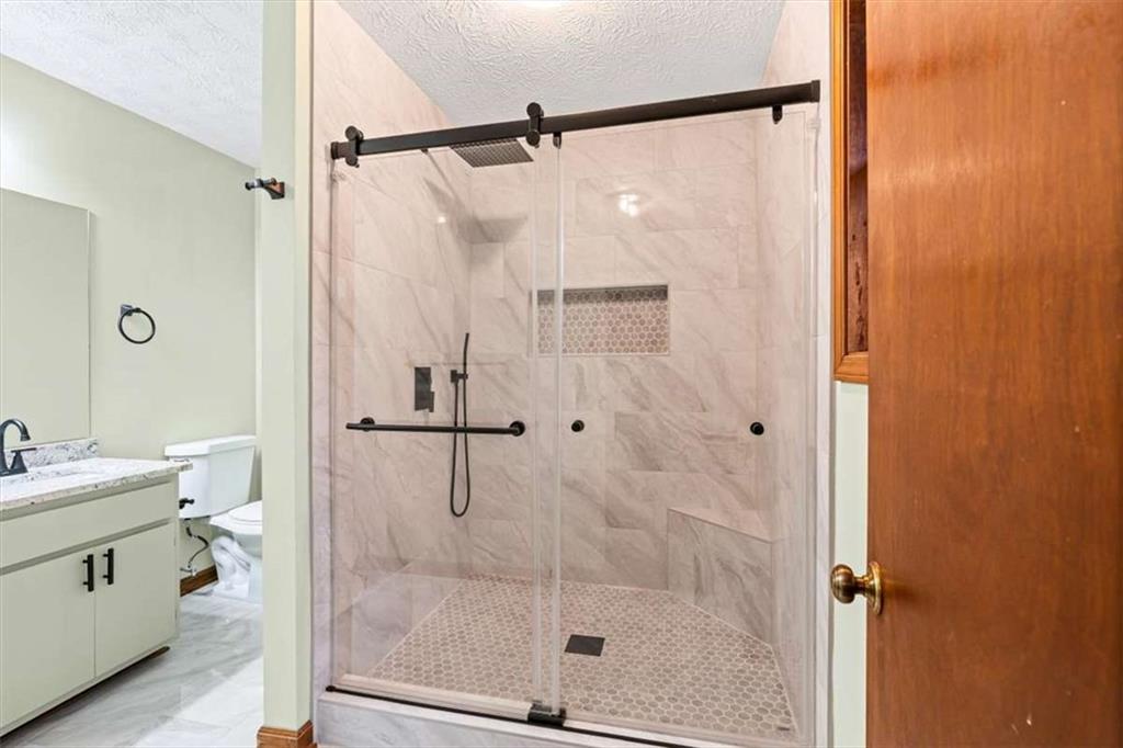 321 Roses Creek Drive Lawrenceville, GA 30044 - Photo 19 of 40