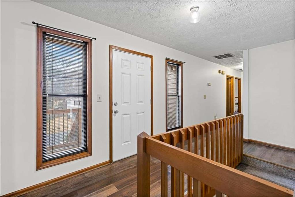 321 Roses Creek Drive Lawrenceville, GA 30044 - Photo 3 of 40