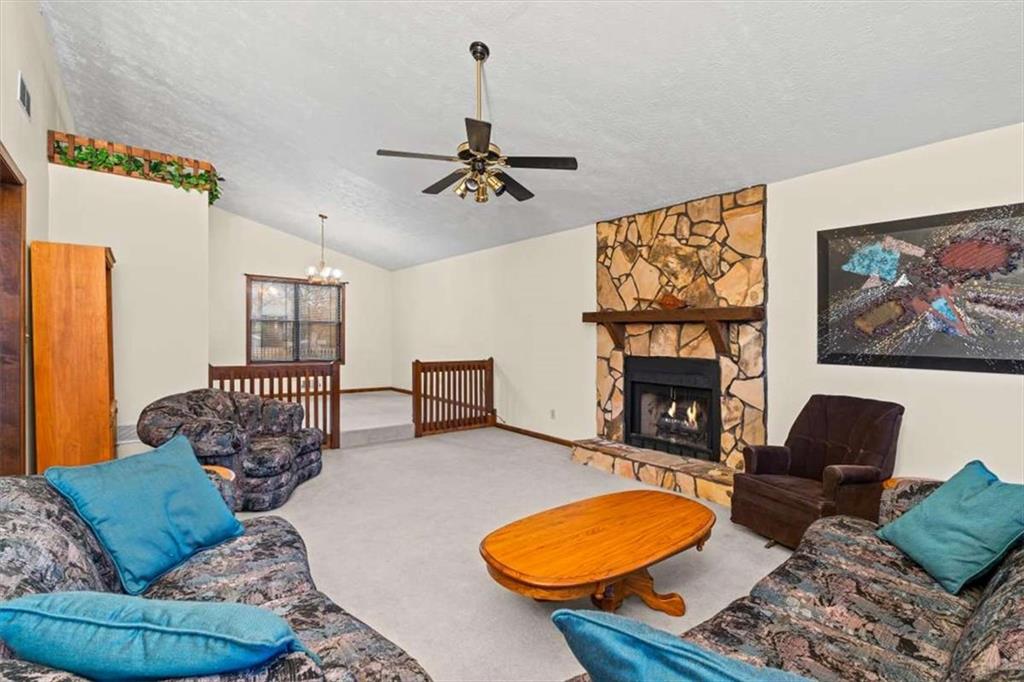 321 Roses Creek Drive Lawrenceville, GA 30044 - Photo 6 of 40