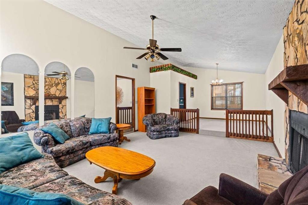 321 Roses Creek Drive Lawrenceville, GA 30044 - Photo 7 of 40