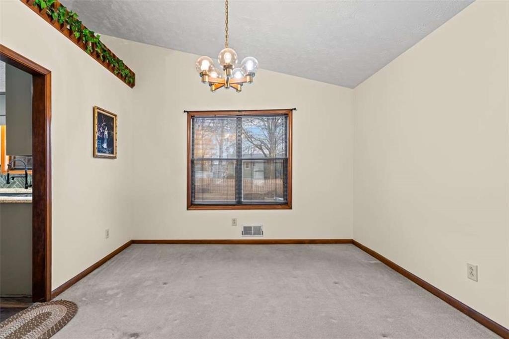 321 Roses Creek Drive Lawrenceville, GA 30044 - Photo 8 of 40