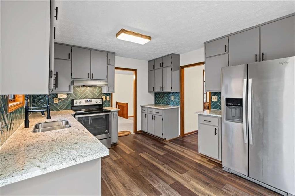 321 Roses Creek Drive Lawrenceville, GA 30044 - Photo 10 of 40