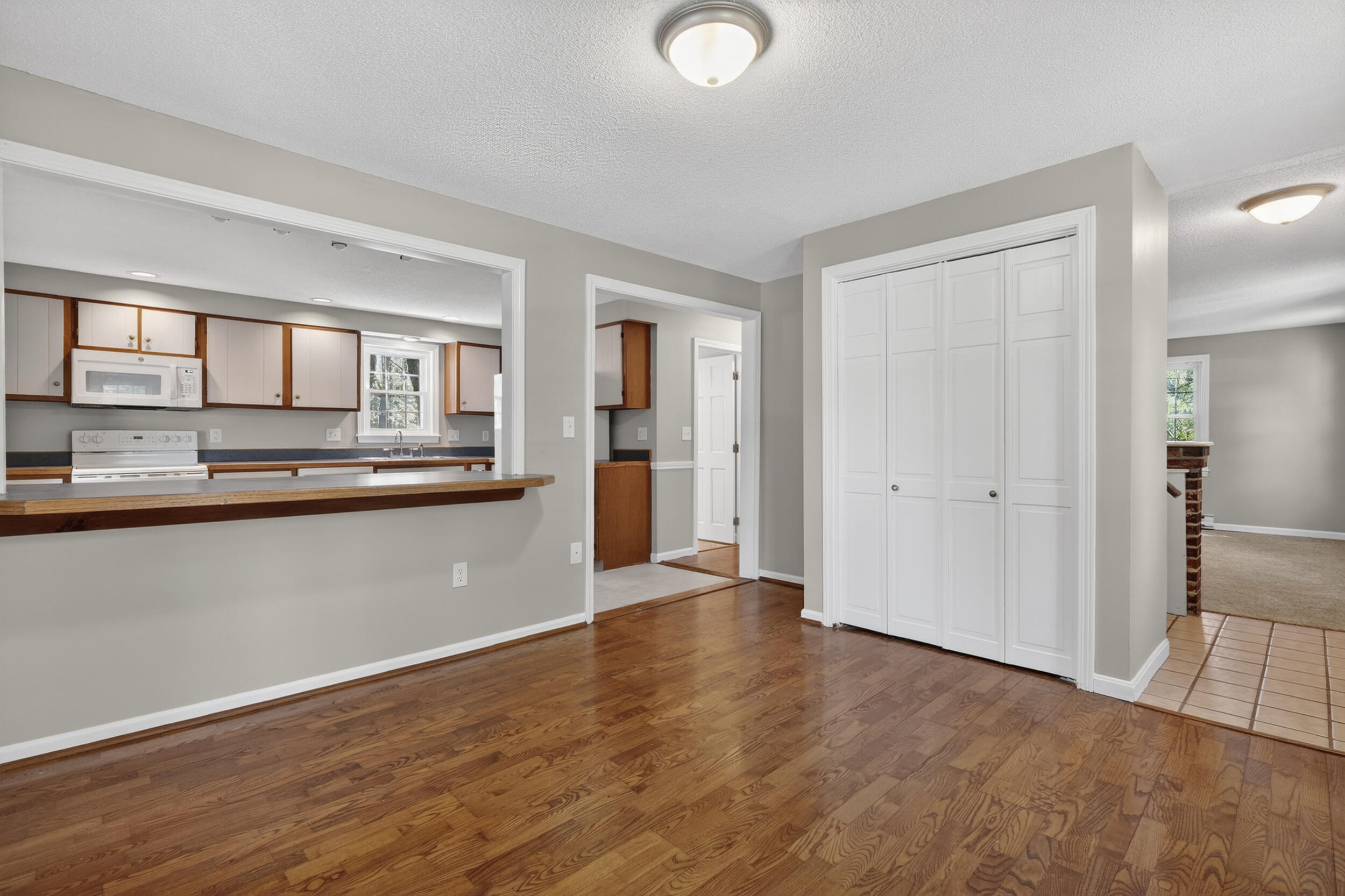 44 Winnocks Neck Road Scarborough, ME 04074 - Photo 20 of 62 44winnocks-36