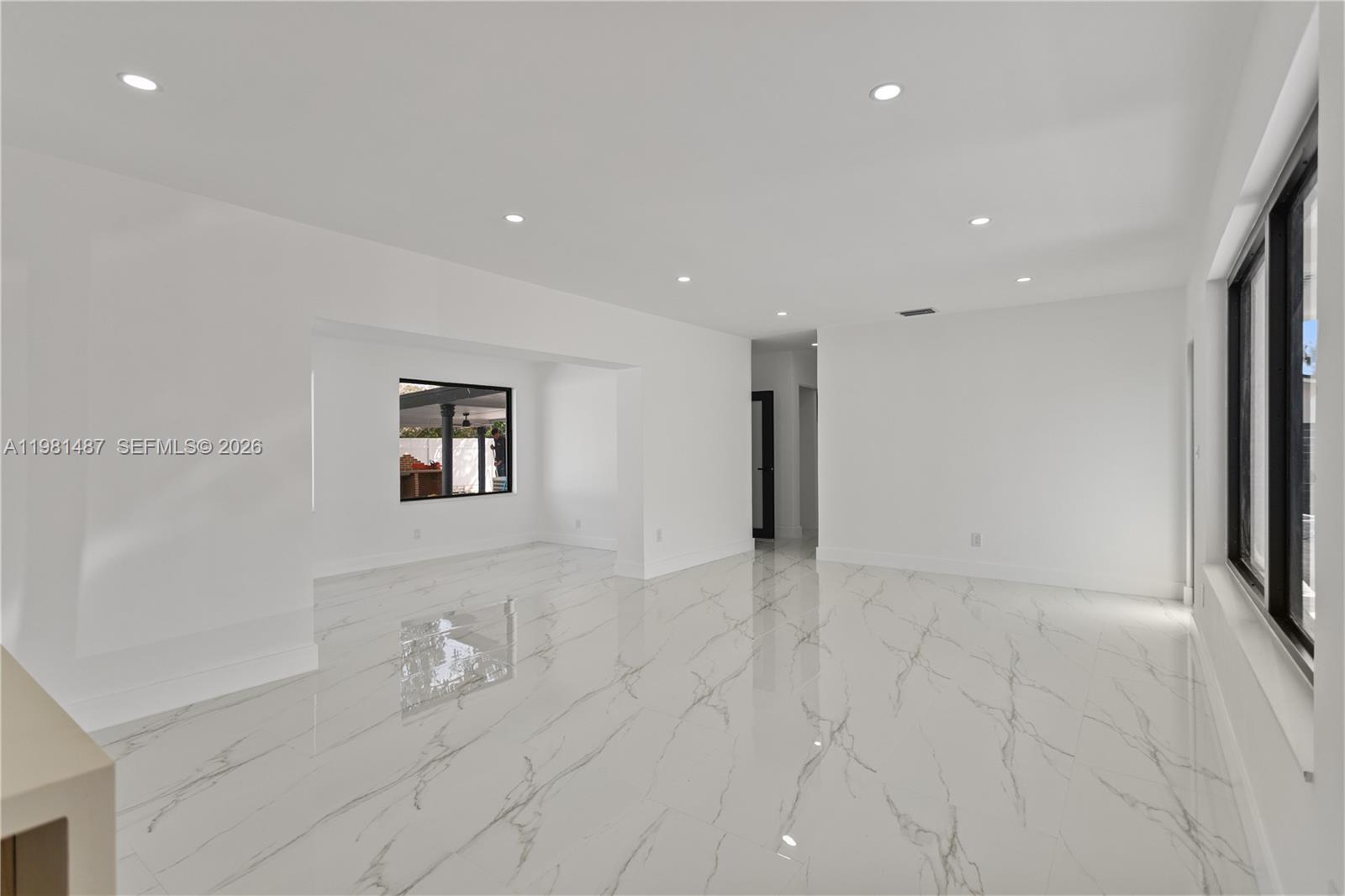 921 West 50th Place Hialeah, FL 33012 - Photo 11 of 54