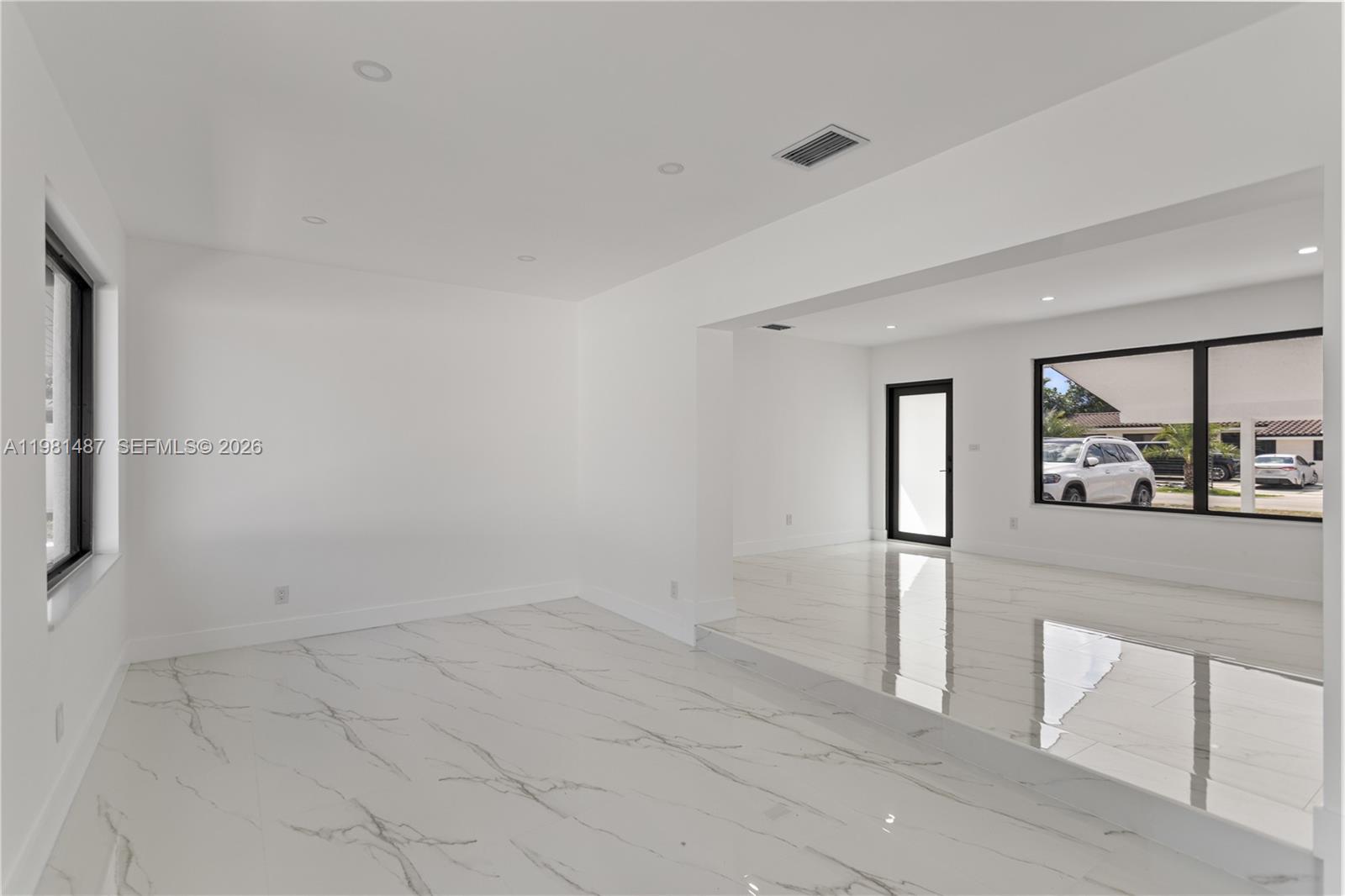 921 West 50th Place Hialeah, FL 33012 - Photo 18 of 54
