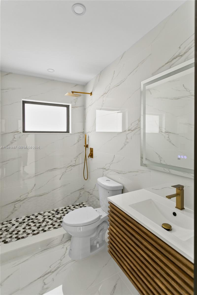 921 West 50th Place Hialeah, FL 33012 - Photo 23 of 54