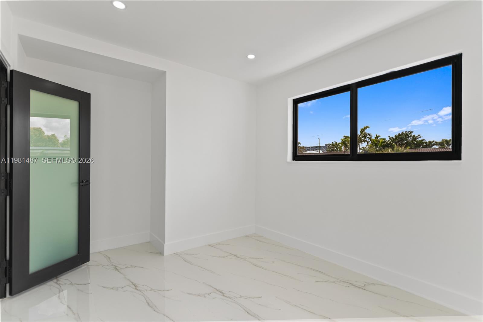 921 West 50th Place Hialeah, FL 33012 - Photo 26 of 54