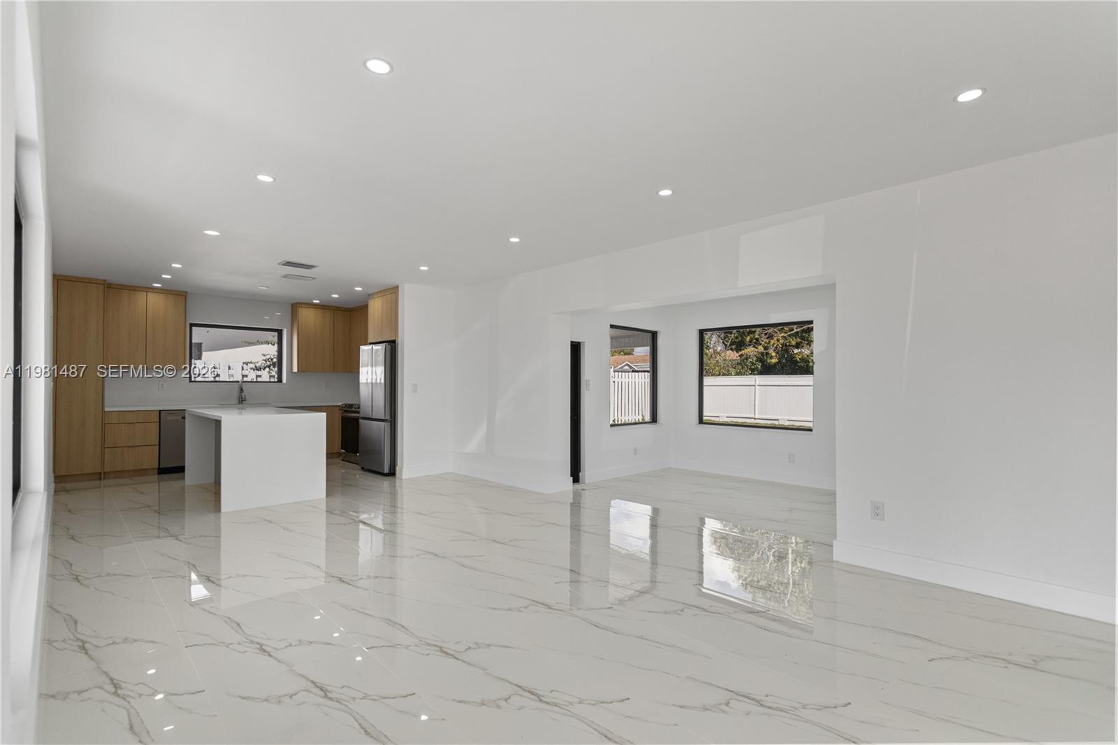 921 West 50th Place Hialeah, FL 33012 - Photo 3 of 54
