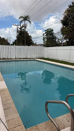 $799,000 | 921 West 50th Place, Hialeah, FL 33012