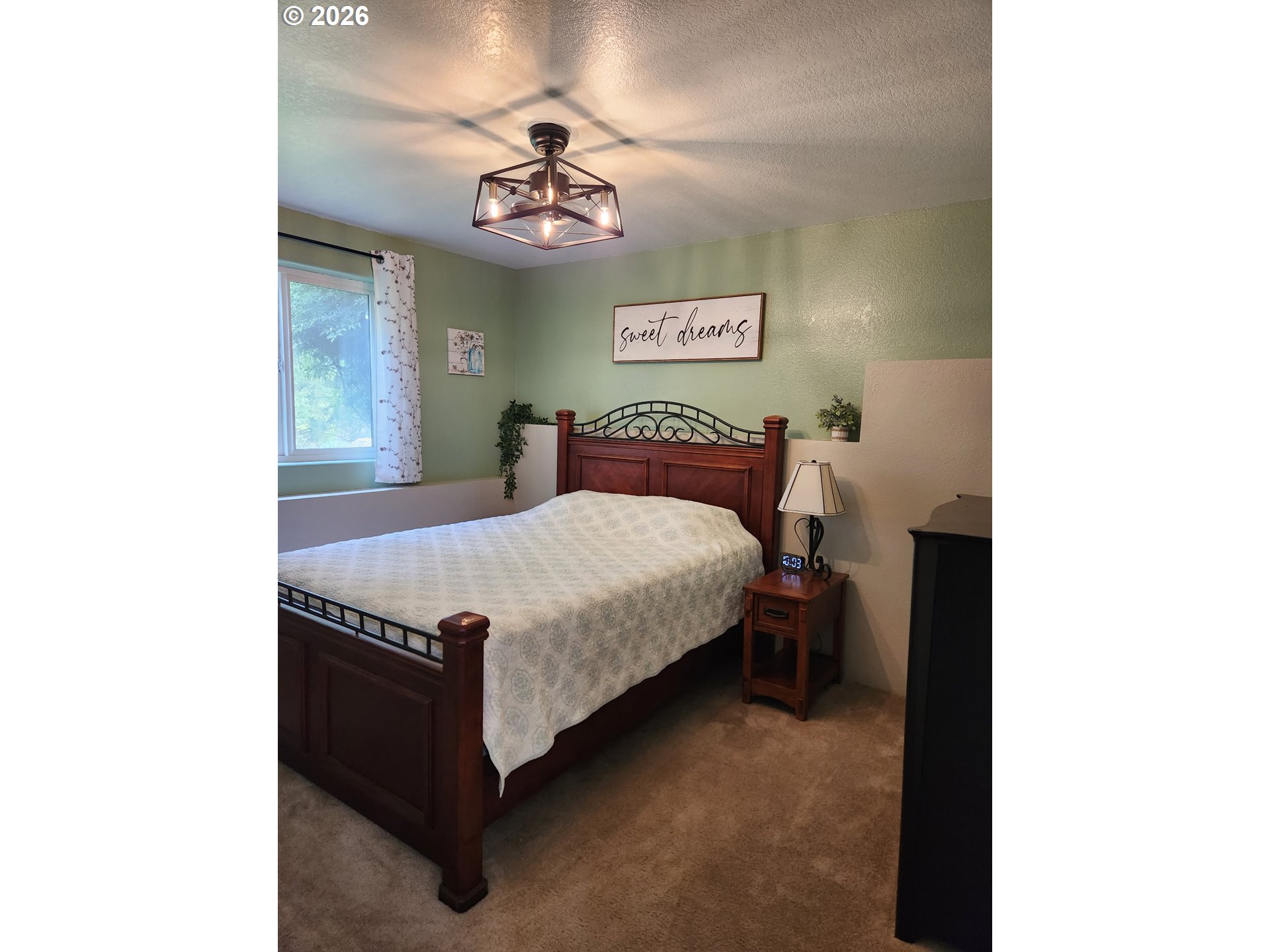 445 Rolling Hills Road Roseburg, OR 97471 - Photo 22 of 48 Bedroom