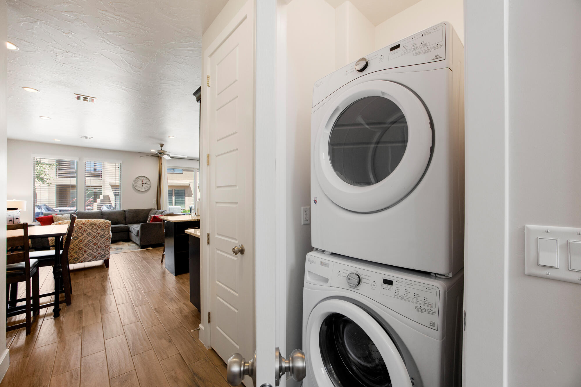 1676 Escapes Drive St. George, UT 84770 - Photo 20 of 38 Laundry