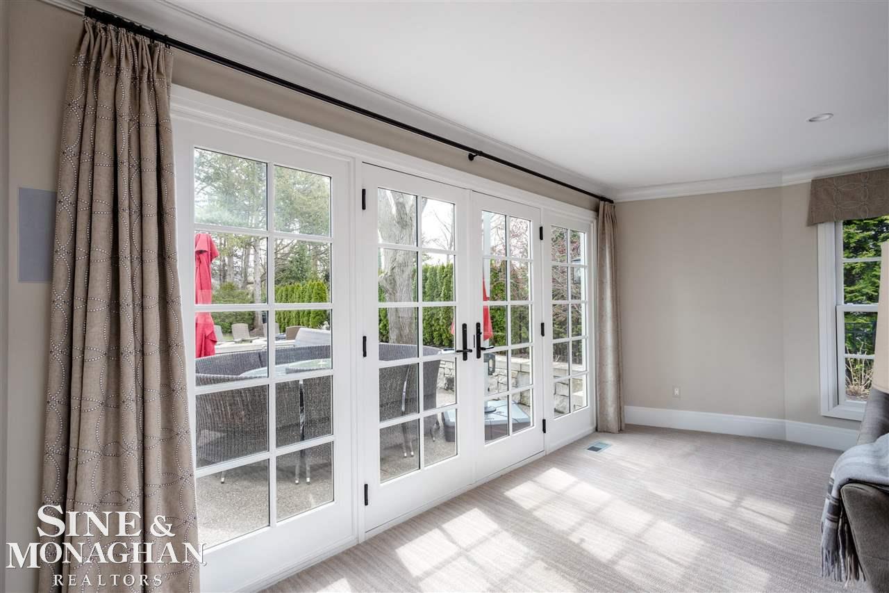 570 Shelden Road Grosse Pointe, MI 48236 - Photo 18 of 66 50060167-17.JPG
