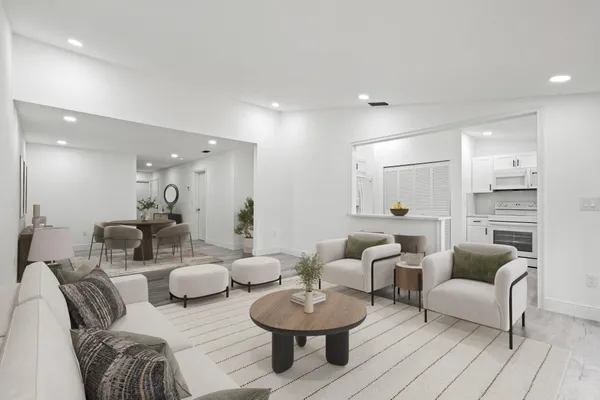 $569,999 | 10045 Southwest 137th Court, Unit 10045, Miami, FL 33186