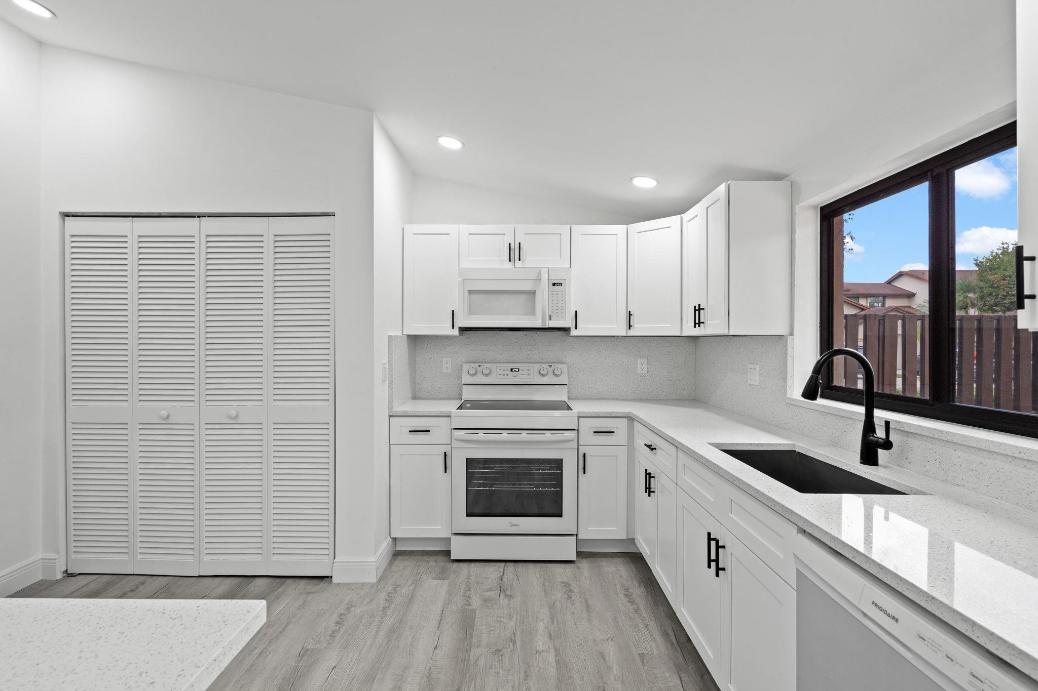 10045 Southwest 137th Court, Unit 10045 Miami, FL 33186 - Photo 18 of 47 Photo 18