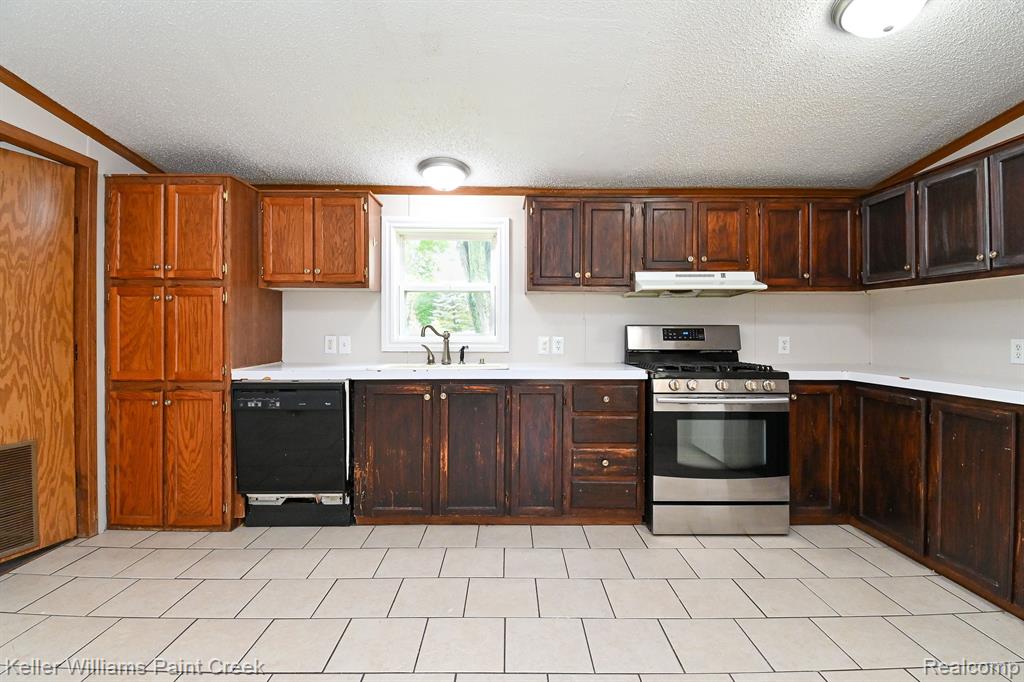 4868 Taft Road Algonac, MI 48001 - Photo 12 of 37 Gallery Image 12