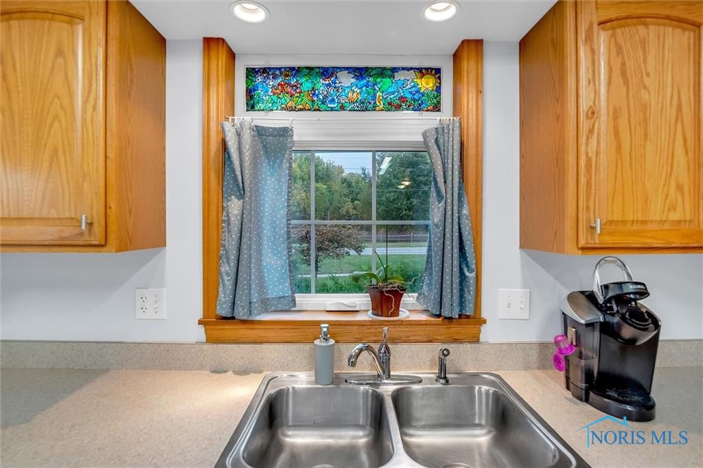 1019 Sand Ridge Road Bowling Green, OH 43402 - Photo 16 of 41 Gallery Image 16