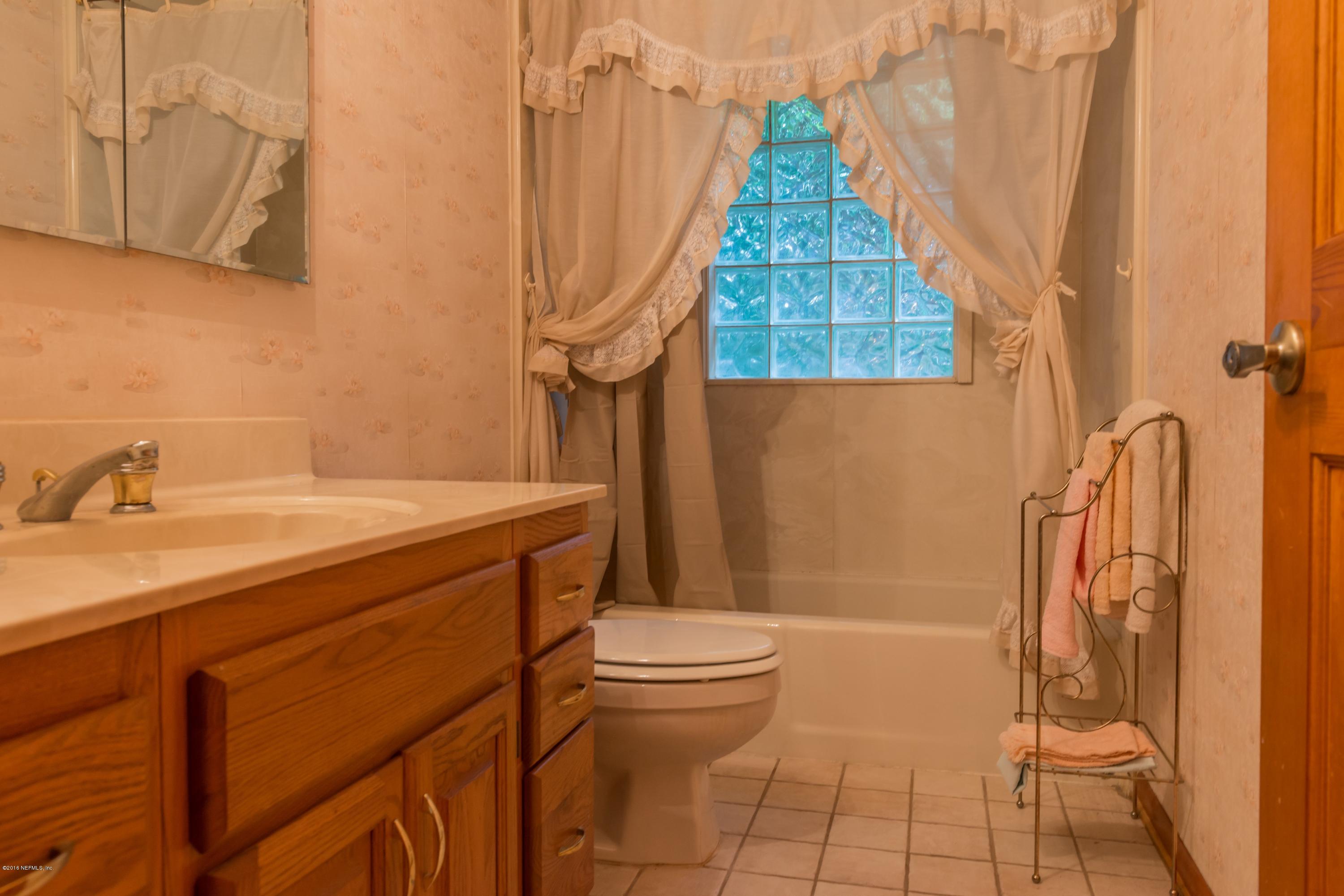 5159 Bedford Road Jacksonville, FL 32207 - Photo 32 of 34 ND8_6058