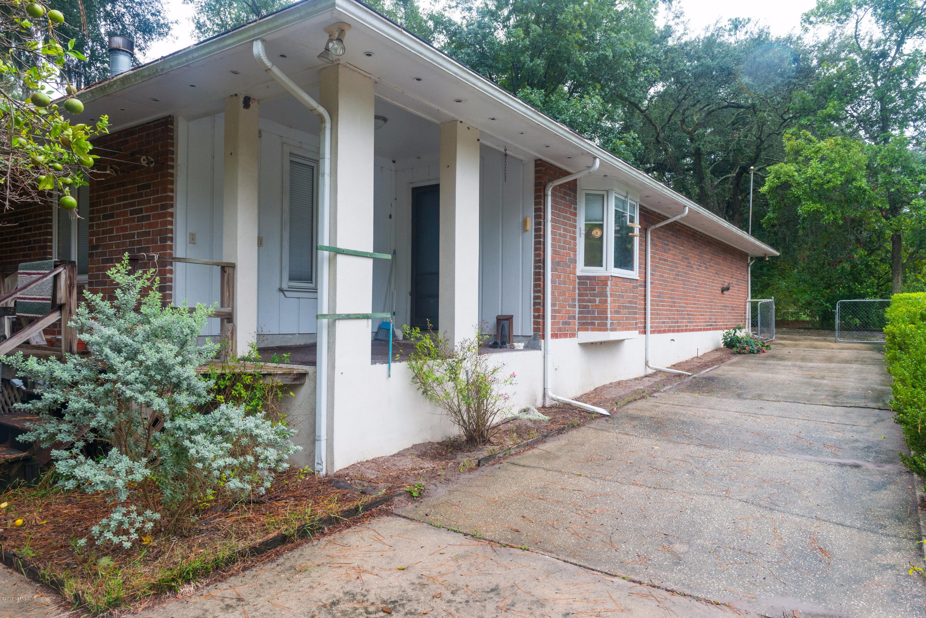 5159 Bedford Road Jacksonville, FL 32207 - Photo 10 of 34 ND8_0452