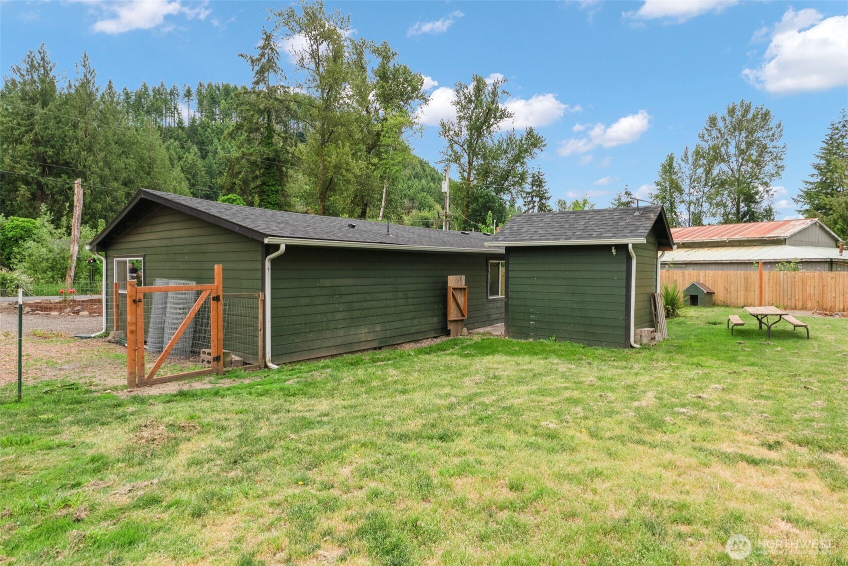 131 McGeary Road Kelso, WA 98626 - Photo 7 of 29
