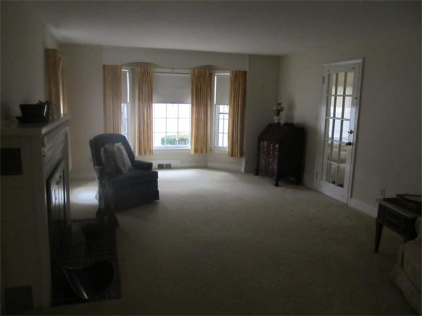 32 Old Brook Road Springfield, MA 01118 - Photo 3 of 14