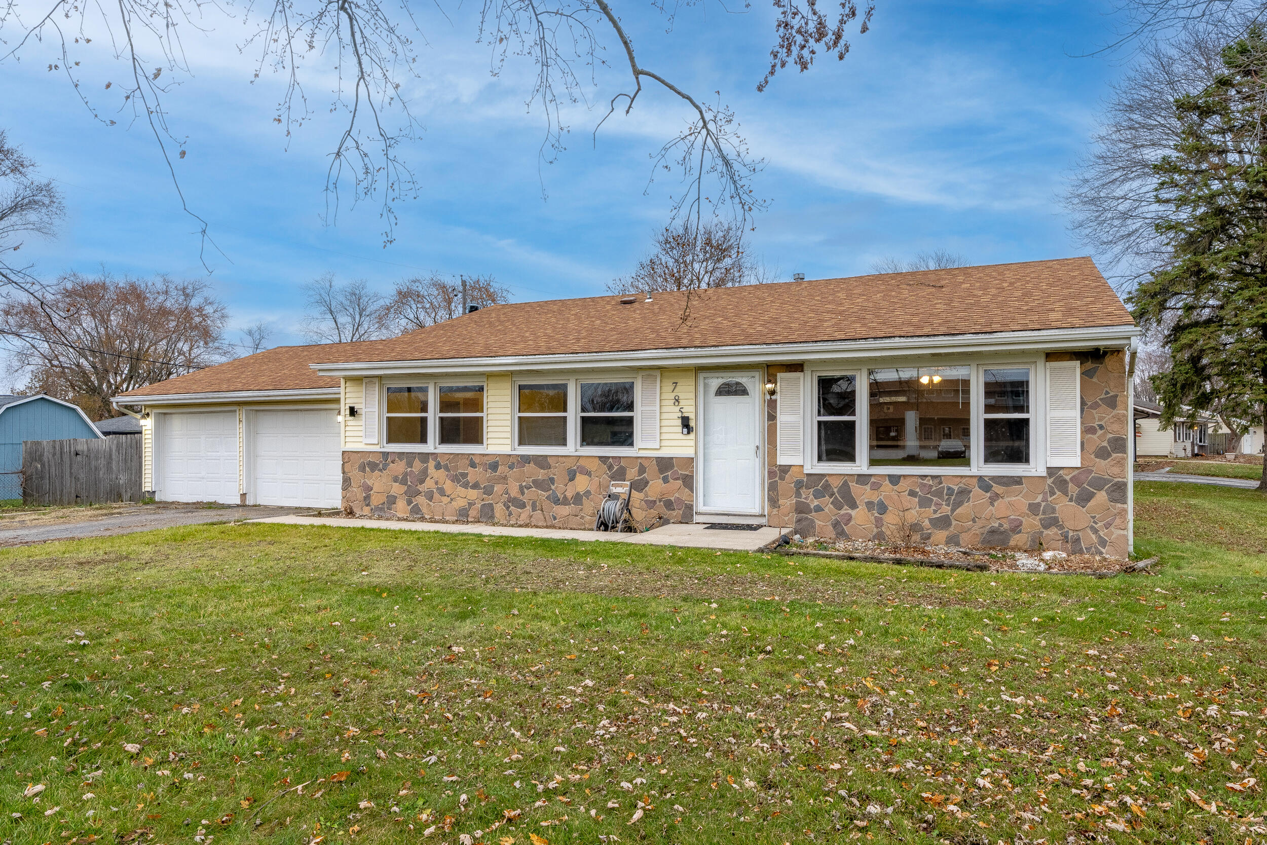 785 McCool Road Valparaiso, IN 46385 - Photo 2 of 23 2500x1667