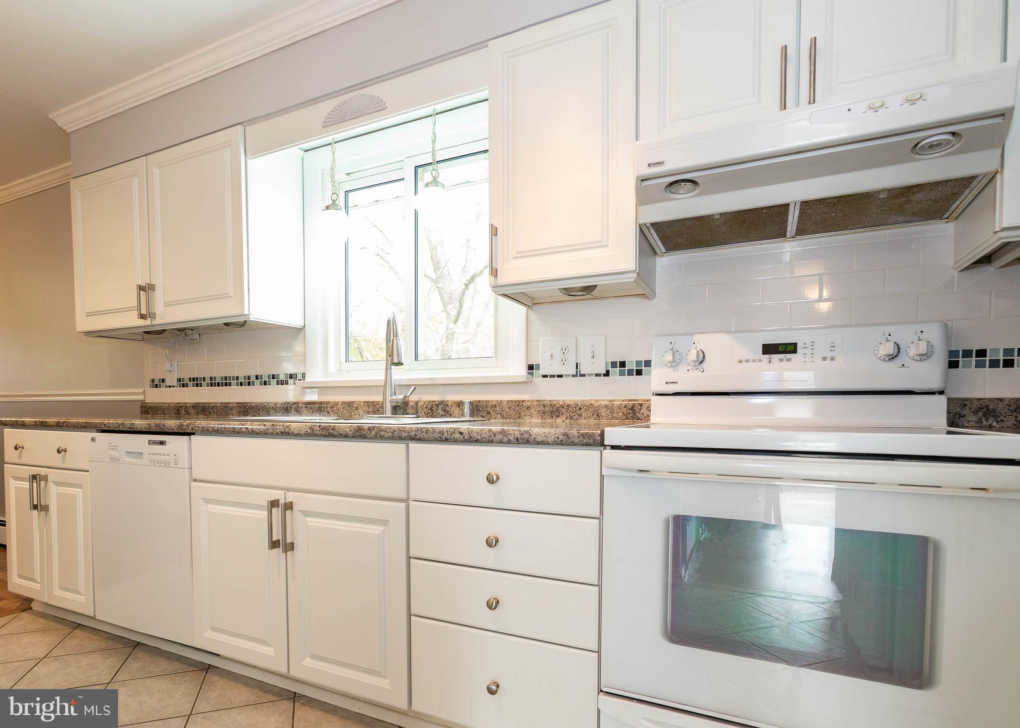 1222 Random Ridge Road Westminster, MD 21157 - Photo 8 of 50 Kitchen