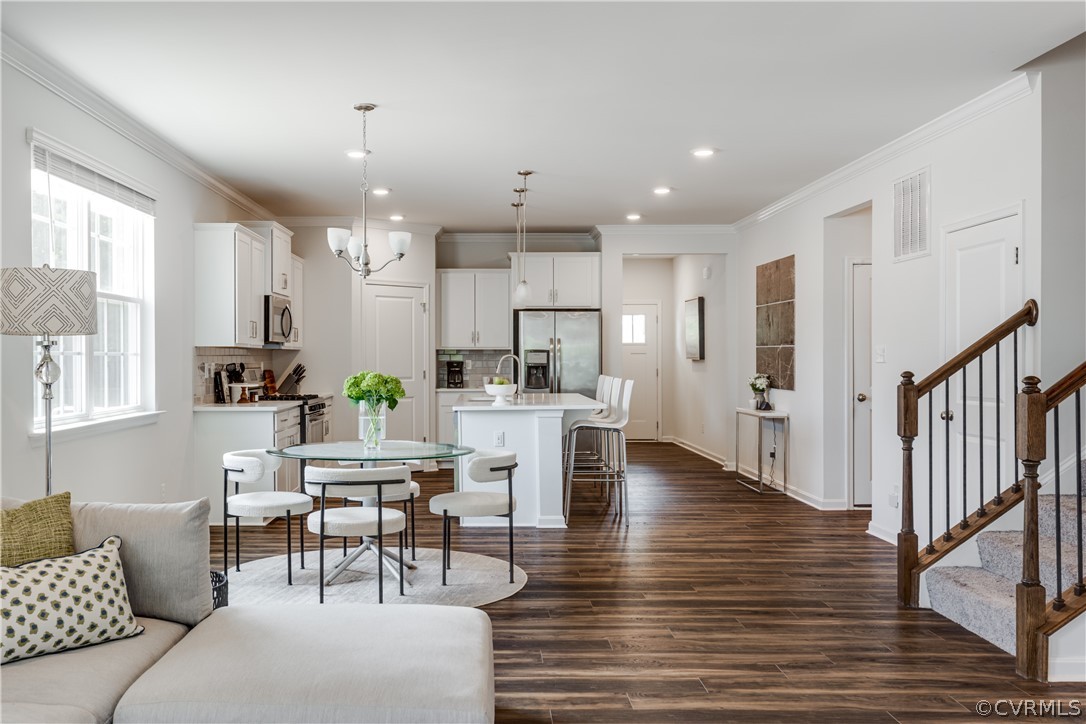 5649 Rohan Place Moseley, VA 23120 - Photo 21 of 48 Prepare a meal and socialize at the same time.