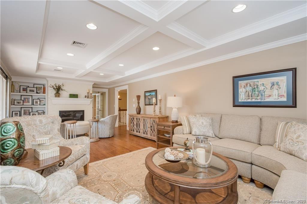 92 Post Enfield, CT 06082 - Photo 7 of 11