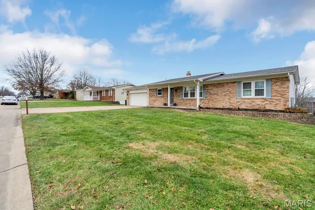$320,000 | 707 Kent Drive, Wentzville, MO 63385