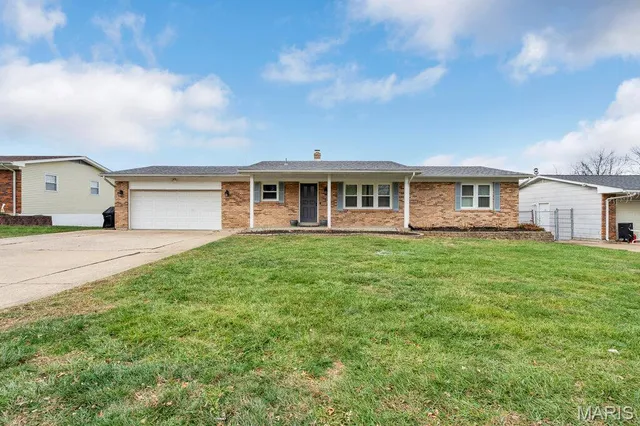$320,000 | 707 Kent Drive, Wentzville, MO 63385