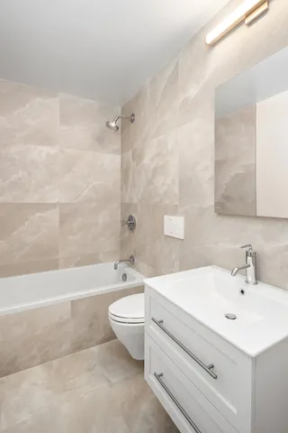 $650,000 | 595 Main Street, Unit 814 | Roosevelt Island