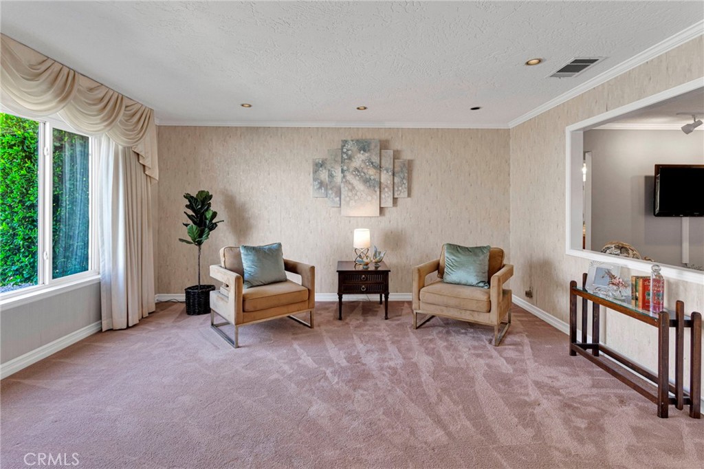 15033 Riverside Way Apple Valley, CA 92307 - Photo 8 of 55 Gallery Image 8