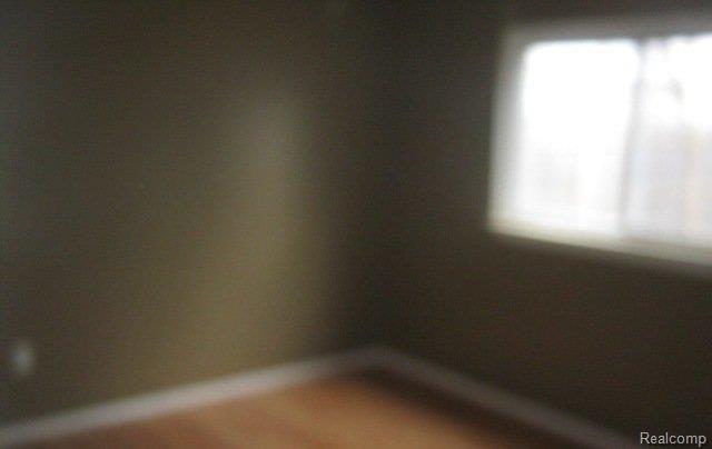 191 Dearborn Road Pontiac, MI 48340 - Photo 6 of 9 BEDROOM