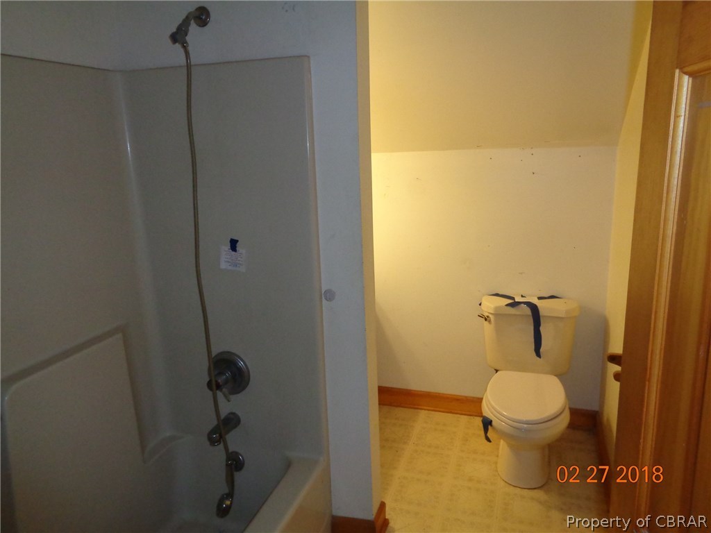 945 Turkey Run Road Shacklefords, VA 23156 - Photo 15 of 17