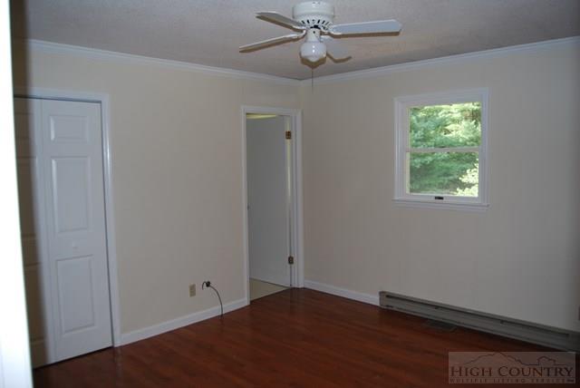 355 Harold Road Sparta, NC 28675 - Photo 10 of 32 Gallery Image 10