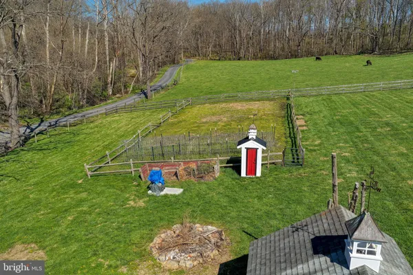 $599,999 | 989 Swover Creek Road, Edinburg, VA 22824