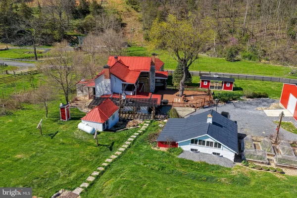 $599,999 | 989 Swover Creek Road, Edinburg, VA 22824