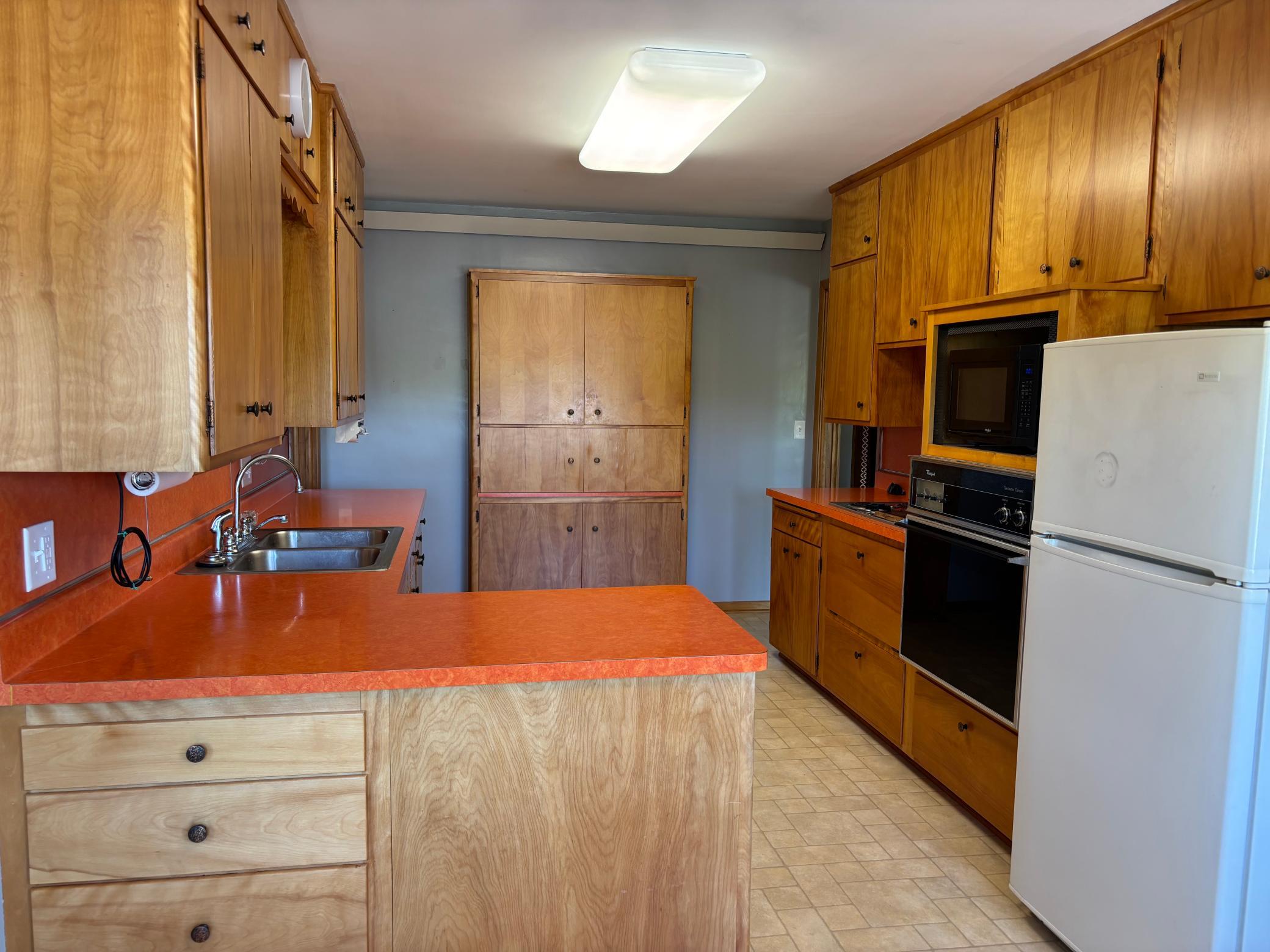 824 Brown Street Jackson, MN 56143 - Photo 31 of 36