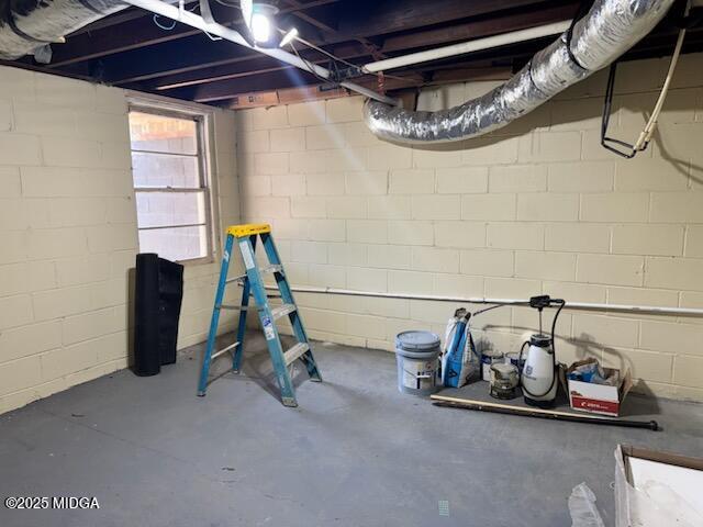 4912 Old Gordon Road Dry Branch, GA 31020 - Photo 31 of 32 a view of a room with gym equipment