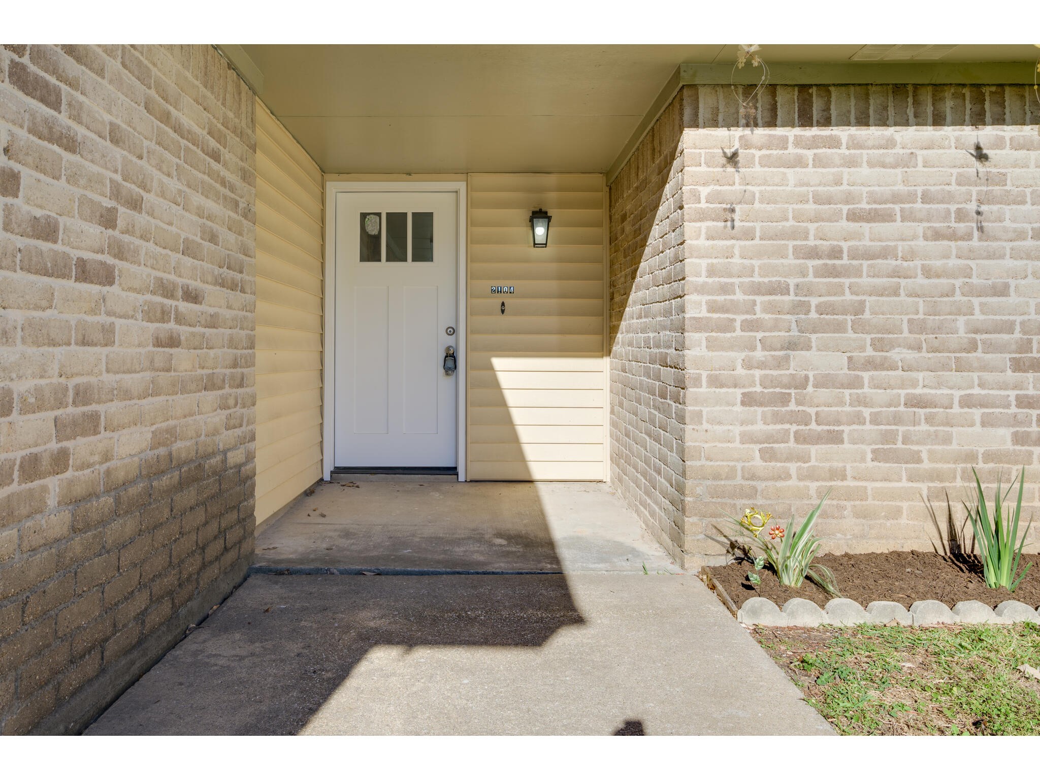2104 Magazine Street Austin, TX 78727 - Photo 2 of 29