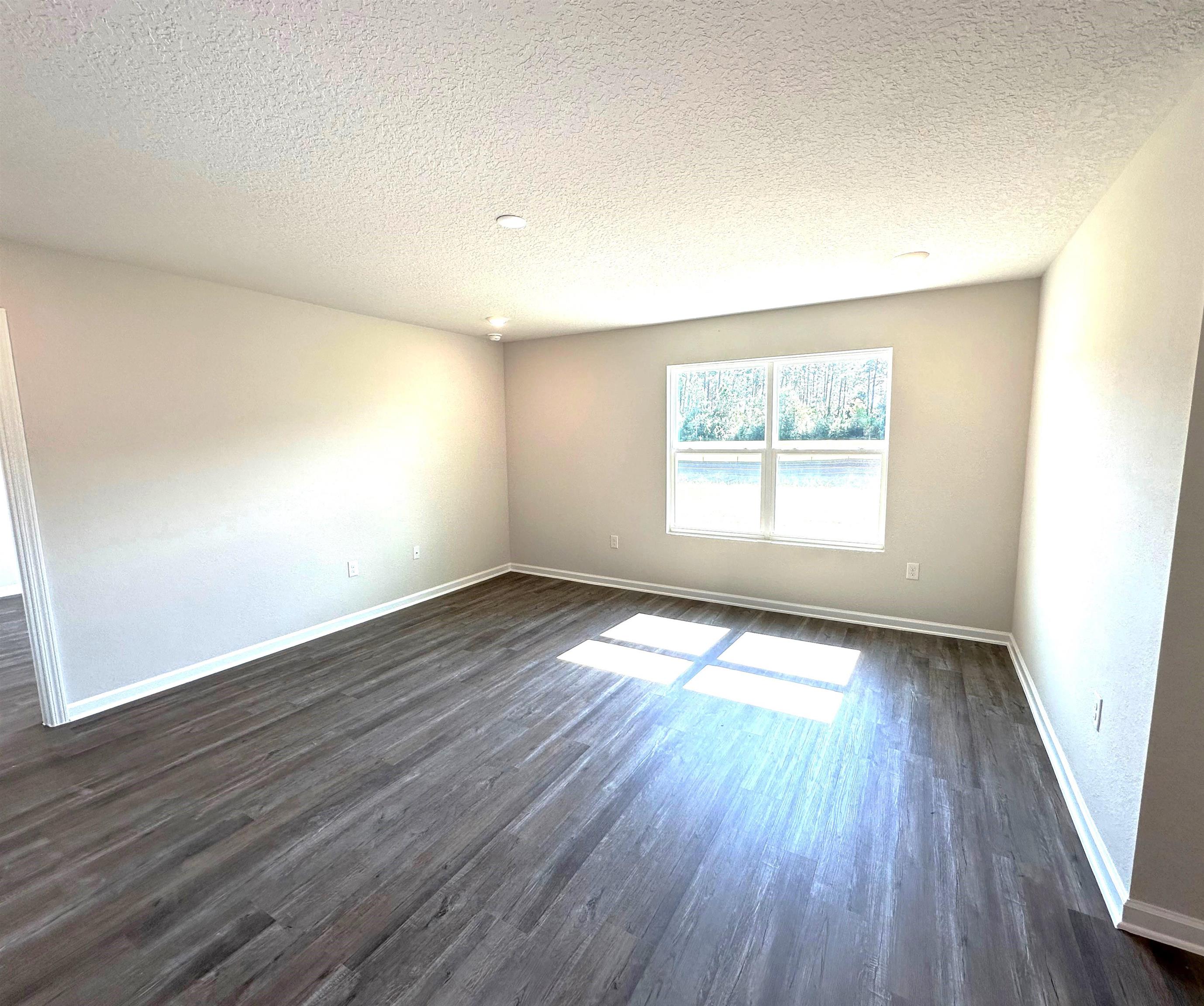 1243 Hayward Loop Foley, AL 36535 - Photo 8 of 32 Living Room