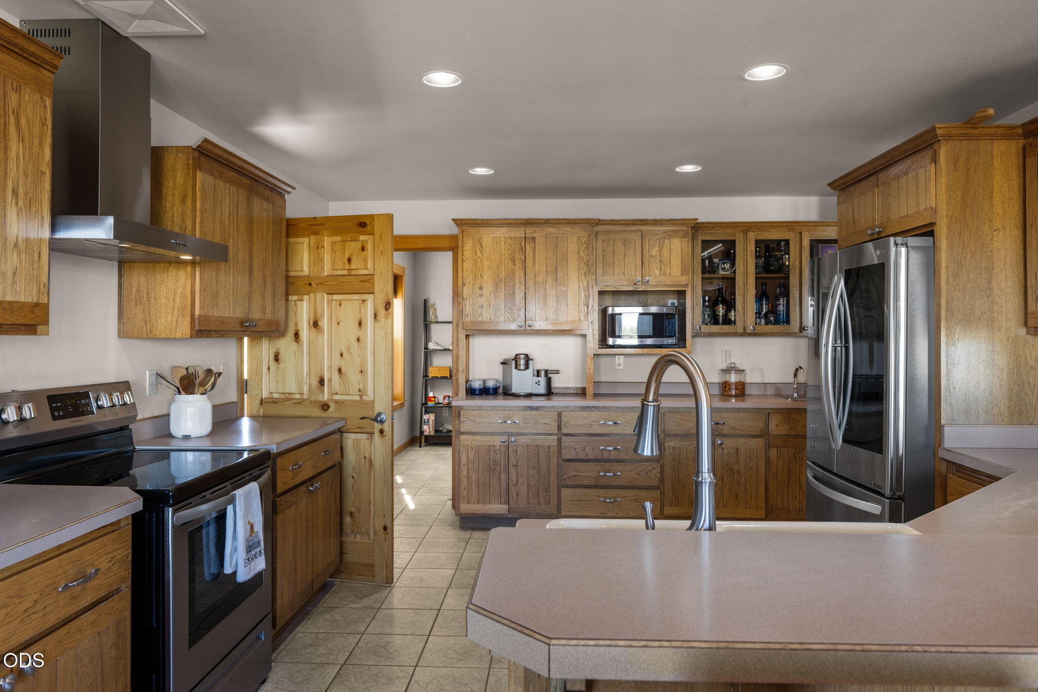 24605 Dodds Road Bend, OR 97701 - Photo 13 of 67