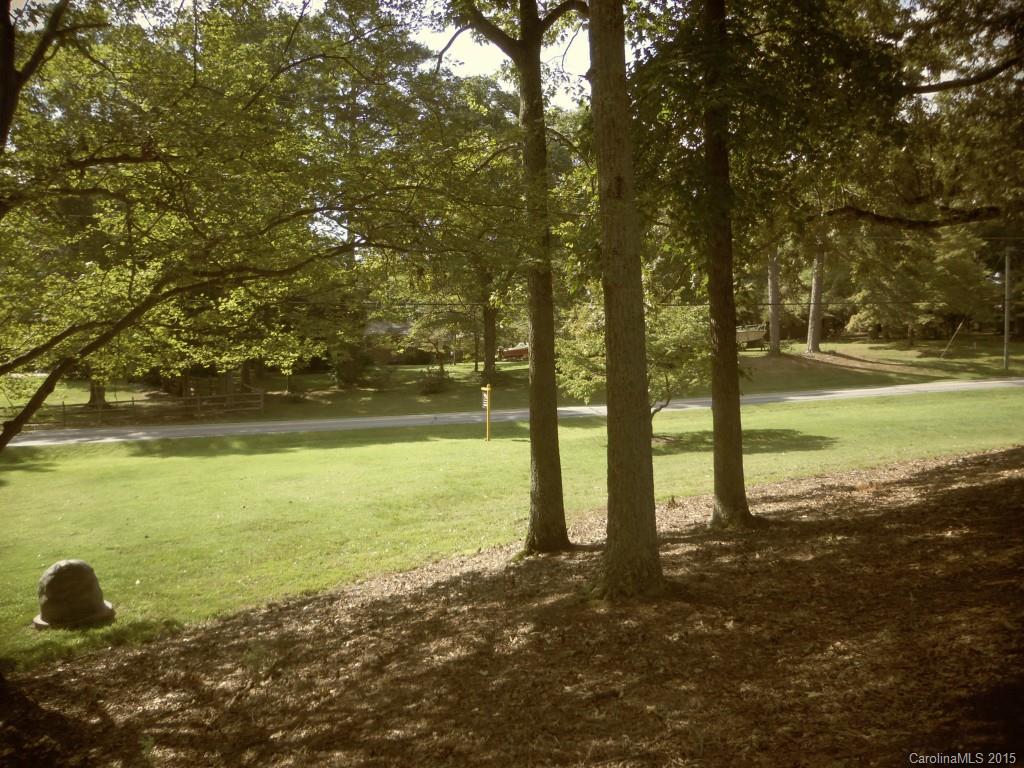 2111 Miranda Road Charlotte, NC 28216 - Photo 2 of 20 Gallery Image 2
