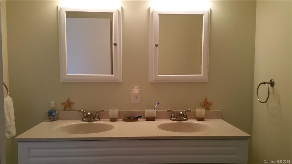 2111 Miranda Road Charlotte, NC 28216 - Photo 20 of 20 Gallery Image 20