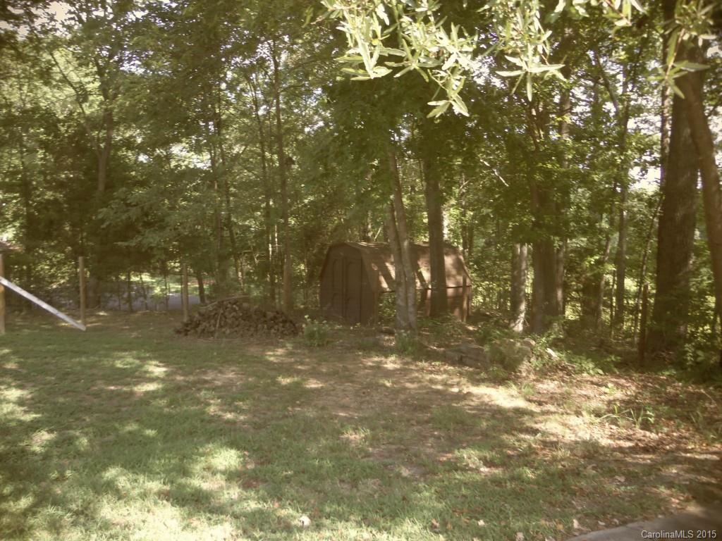 2111 Miranda Road Charlotte, NC 28216 - Photo 6 of 20 Gallery Image 6
