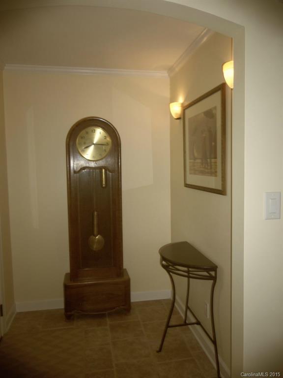 2111 Miranda Road Charlotte, NC 28216 - Photo 7 of 20 Gallery Image 7