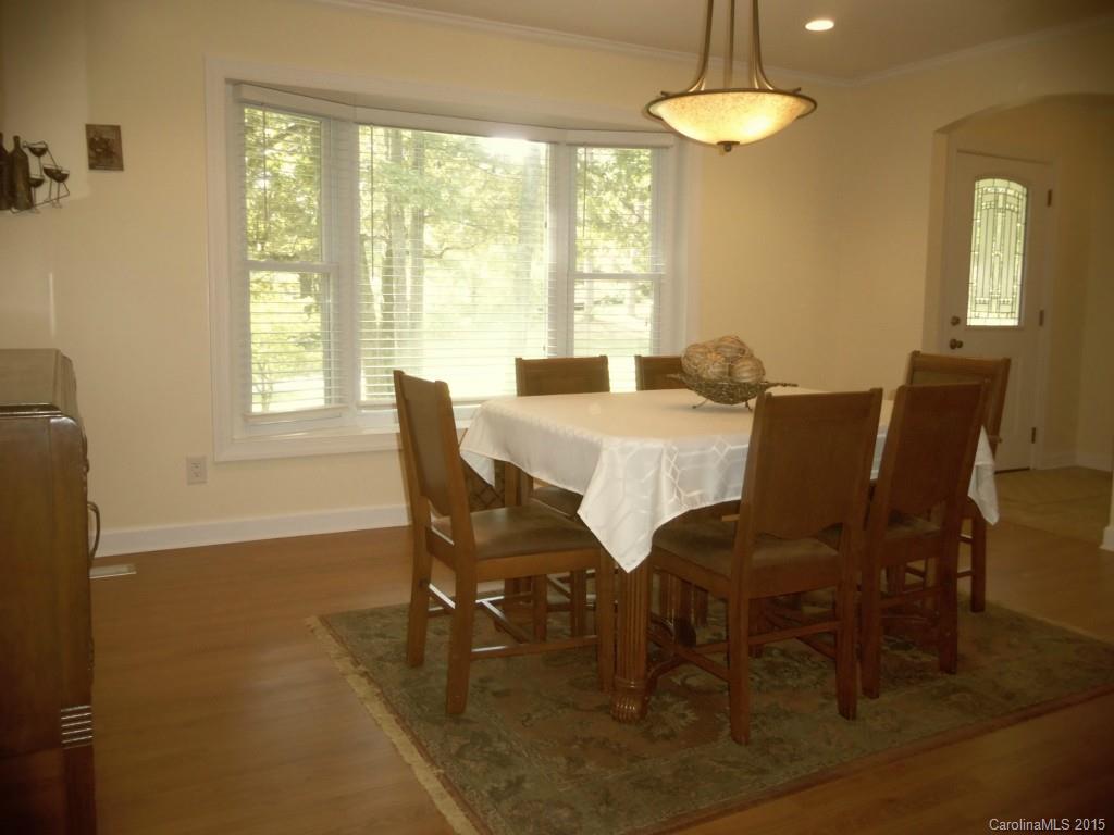 2111 Miranda Road Charlotte, NC 28216 - Photo 8 of 20 Gallery Image 8