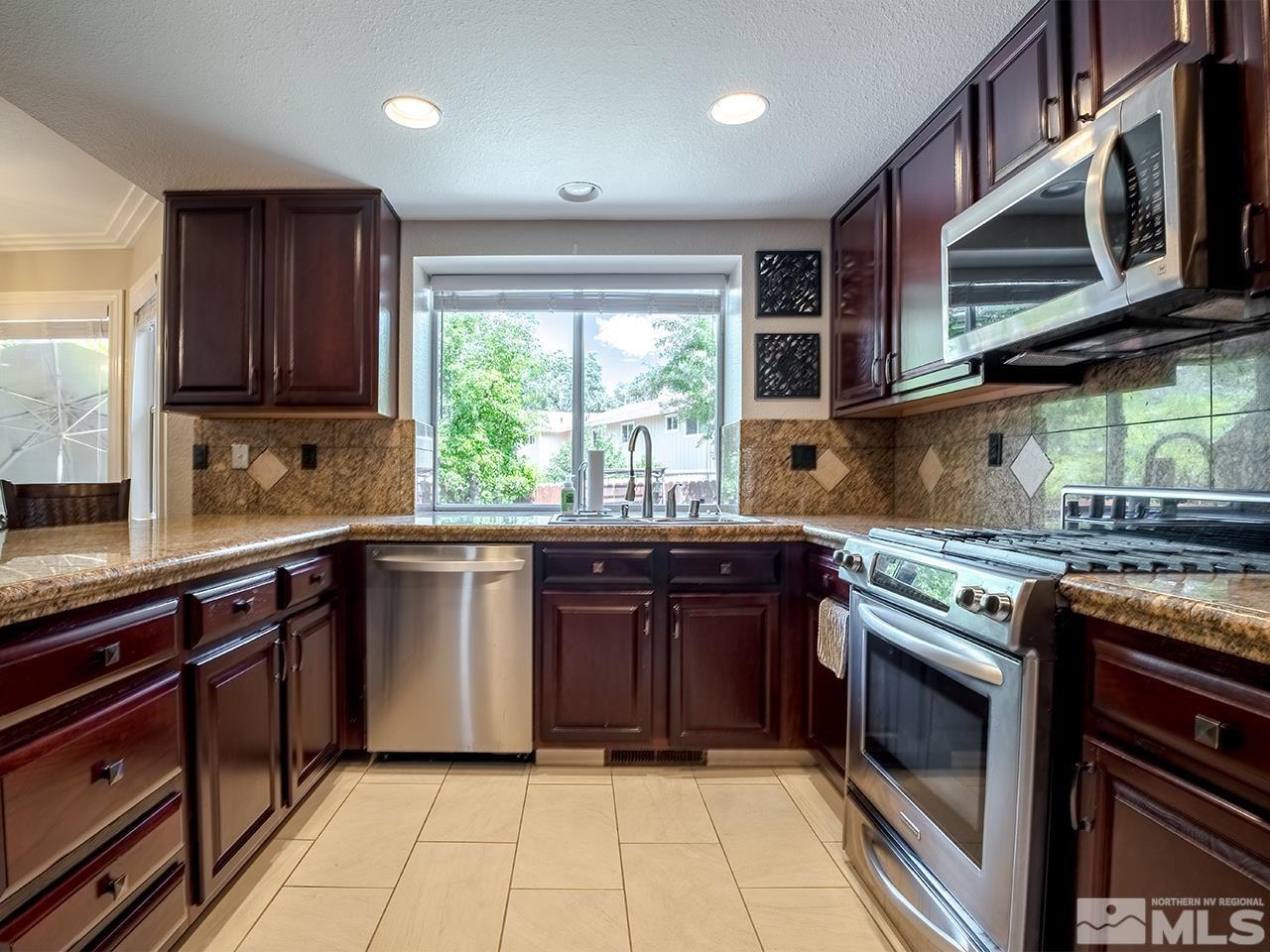 1160 Riverberry Drive Reno, NV 89509 - Photo 11 of 28 Photo 11