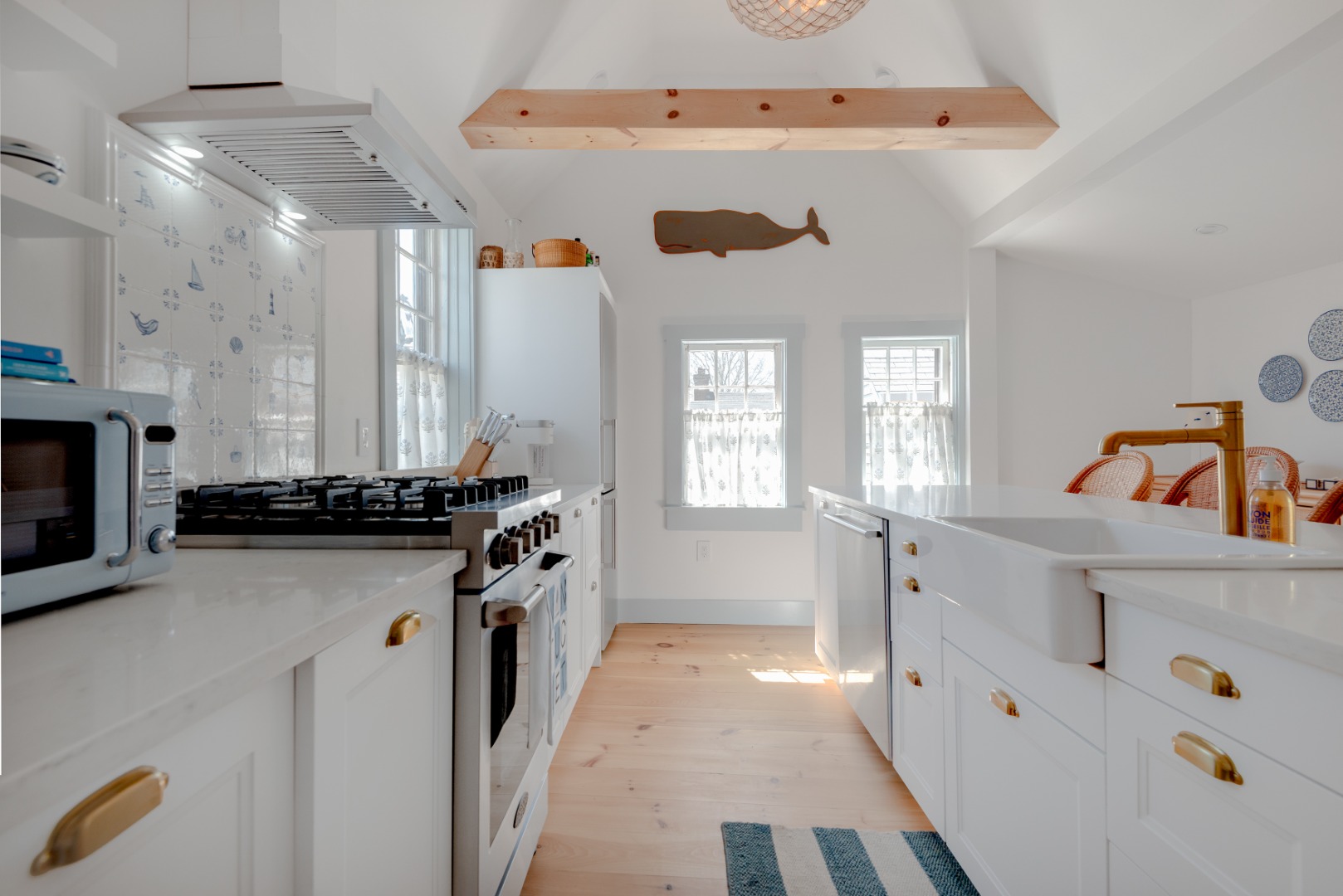 20 Shell Street Nantucket, MA 02554 - Photo 18 of 36